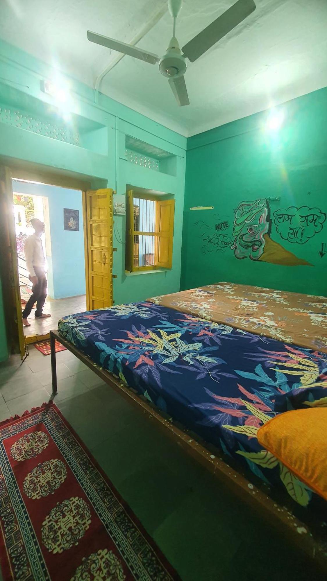 Anand Hostel Pushkar Exteriör bild