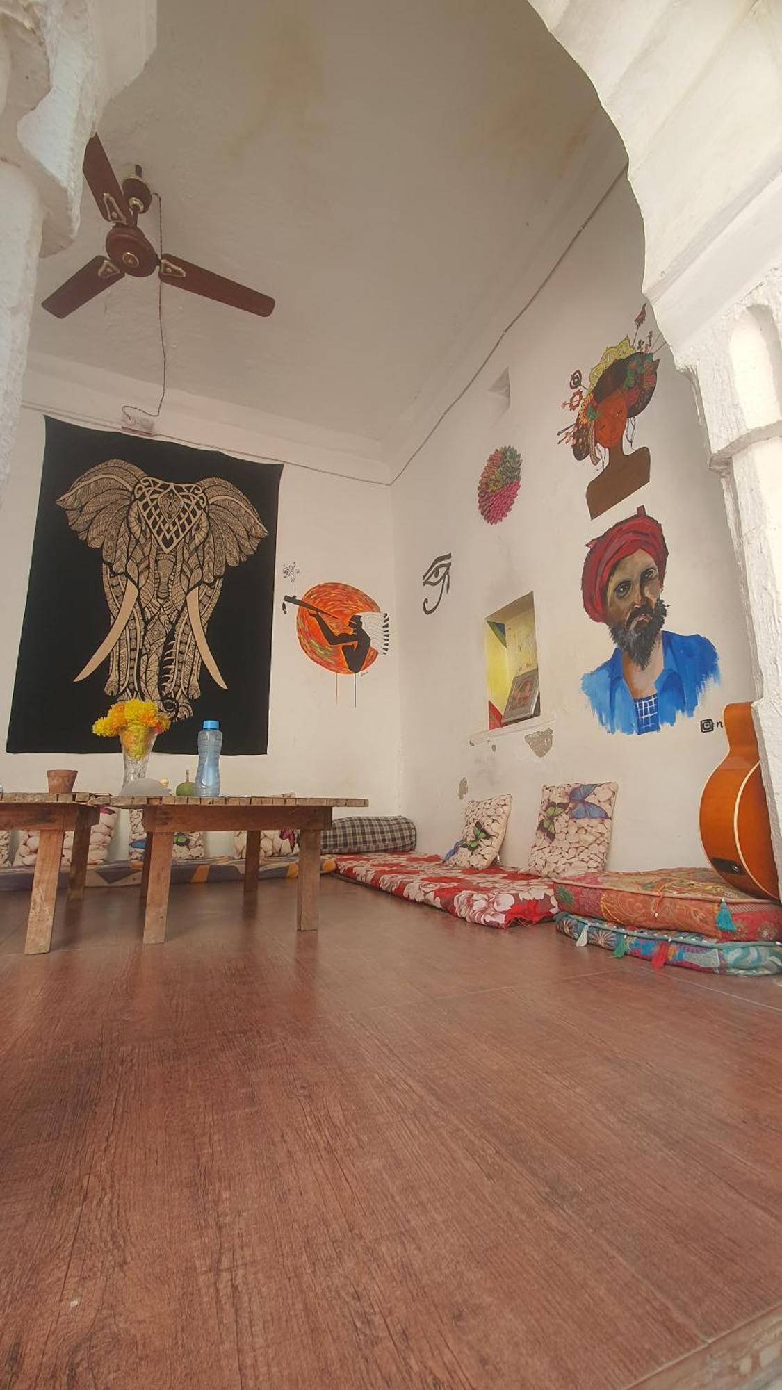 Anand Hostel Pushkar Exteriör bild